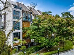 Holland Grove Road (D10), Condominium #500270641